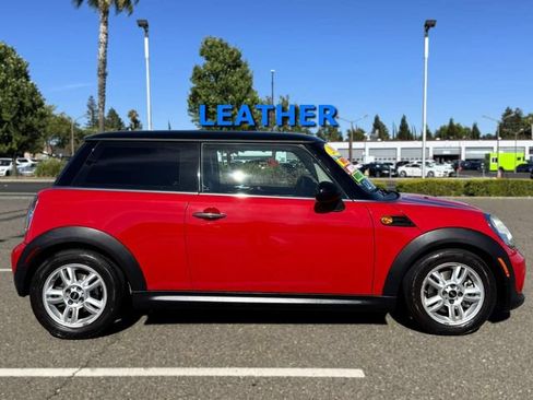 Used 2013 MINI Cooper Hardtop FWD image 4