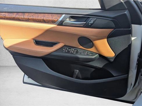 Used 2017 BMW X3 xDrive28i image 10