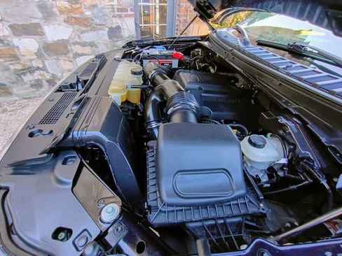 Used 2019 Ford Expedition Platinum image 89