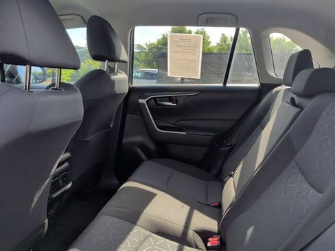 Used 2024 Toyota RAV4 XLE FWD image 26
