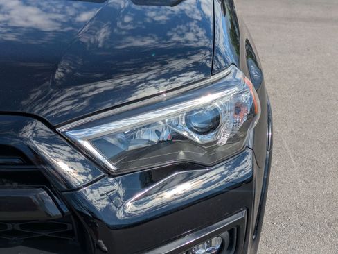 Used 2023 Toyota 4Runner Limited AWD/4WD image 13