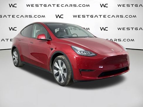 Used 2021 Tesla Model Y Long Range image 40