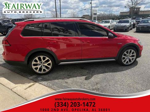 Used 2019 Volkswagen Golf Alltrack SEL image 7