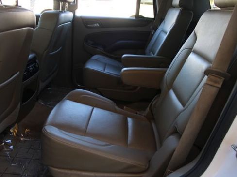 Used 2015 Chevrolet Tahoe LTZ RWD image 10