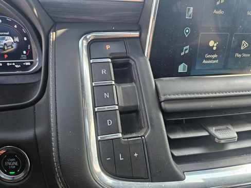 Used 2023 Chevrolet Tahoe LT w/ LT Signature Package AWD/4WD image 23