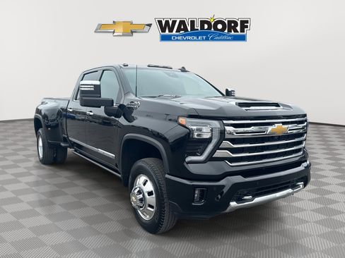 Used 2024 Chevrolet Silverado 3500 High Country w/ High Country Premium Package image 1