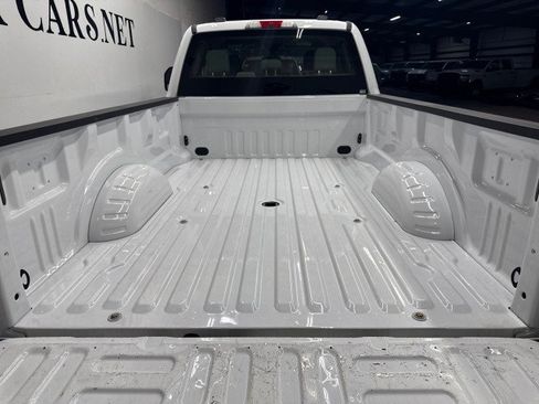 Used 2022 Ford F250 XL w/ Power Equipment Group AWD/4WD image 8