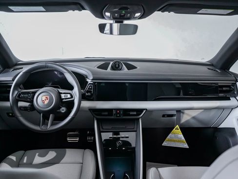 New 2026 Porsche Macan 4S Electric image 19