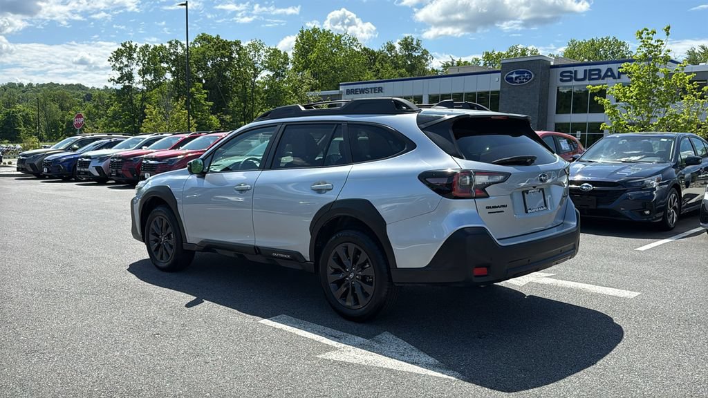 Used 2025 Subaru Outback Onyx Edition AWD/4WD image 8
