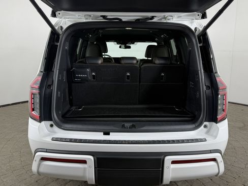 Used 2026 Nissan Armada SL w/ Captain's Chari Seat Package AWD/4WD image 7