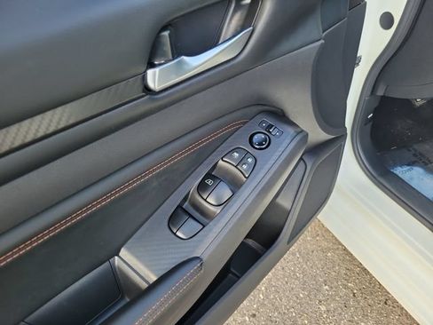 Used 2022 Nissan Altima 2.5 SR FWD image 14