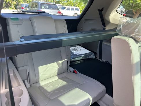 New 2026 Volkswagen Atlas SE FWD image 52