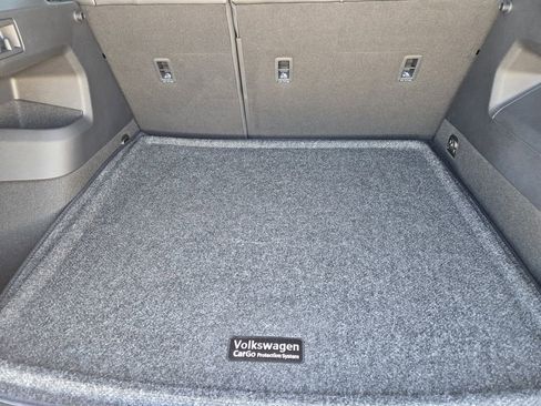 New 2026 Volkswagen Tiguan SE R-Line image 25