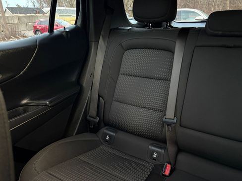 Used 2025 Chevrolet Equinox LT image 38