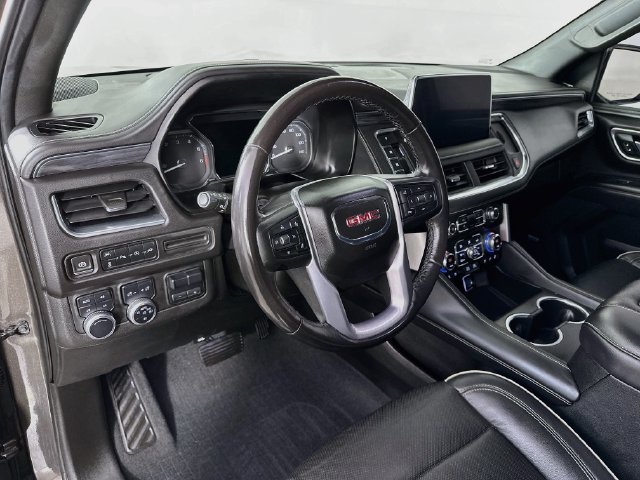 Used 2021 GMC Yukon XL SLT w/ SLT Luxury Plus Package AWD/4WD image 24