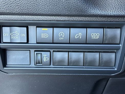 New 2026 Toyota Tundra SR image 30