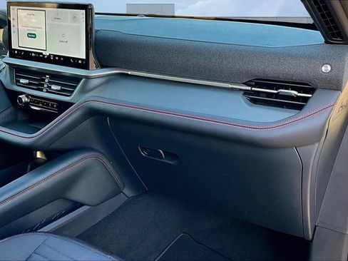 New 2026 Ford Explorer ST-Line w/ ST-Line Street Pack image 30