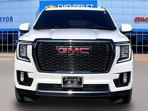 Used 2024 GMC Yukon Denali Ultimate AWD/4WD image 2