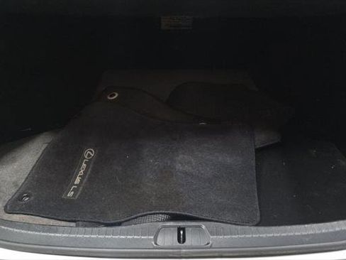 Used 2013 Lexus LS 460 image 25