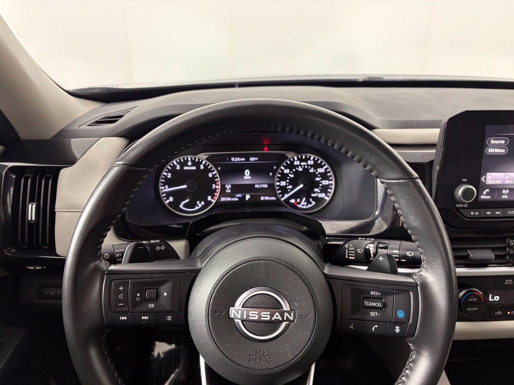 Used 2025 Nissan Pathfinder SV w/ Black Appearance Package AWD/4WD image 34