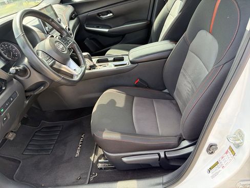 Used 2024 Nissan Sentra SR FWD image 7