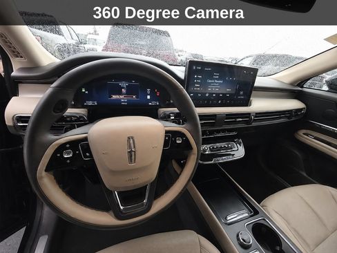 Used 2023 Lincoln Corsair AWD w/ Equipment Group 101A image 25