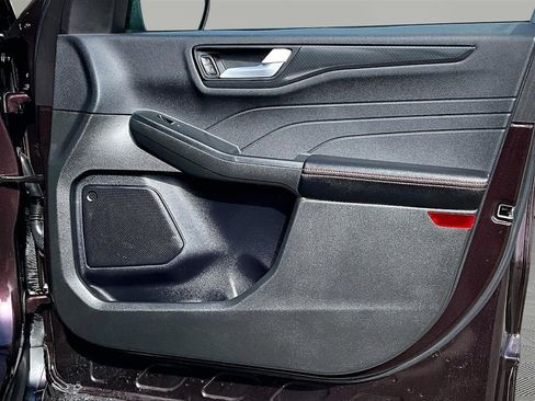 Certified 2023 Ford Escape ST-Line w/ Tech Pack #1 image 24