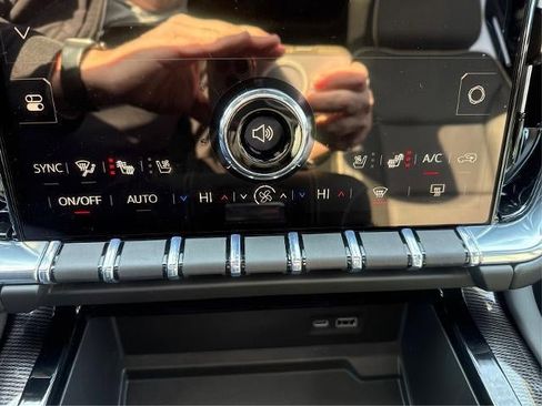 New 2026 GMC Yukon Elevation w/ Elevation Premium Package image 15