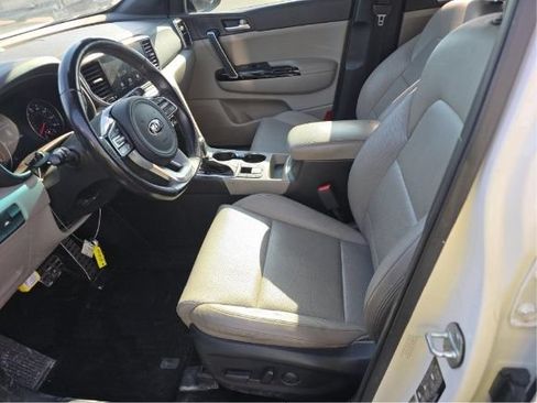 Used 2022 Kia Sportage Nightfall Edition w/ Nightfall Fwd Premium Package image 4