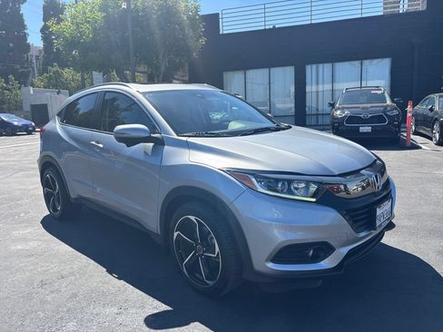 Used 2022 Honda HR-V EX image 2