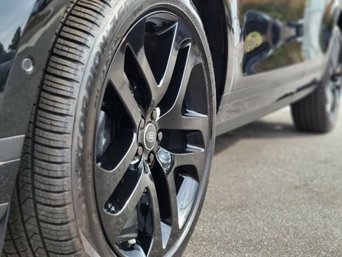 Used 2026 Land Rover Range Rover Evoque S image 42