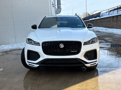 Certified 2025 Jaguar F-PACE R-Dynamic S image 2
