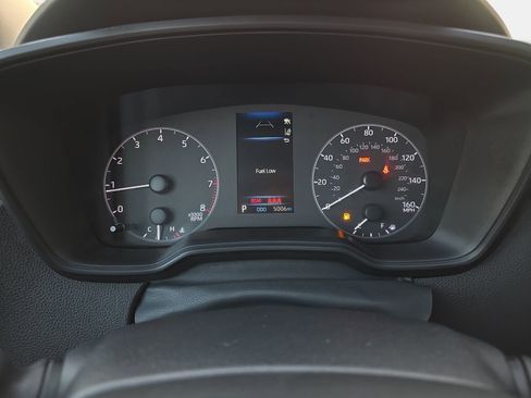 Used 2025 Toyota Corolla LE image 18