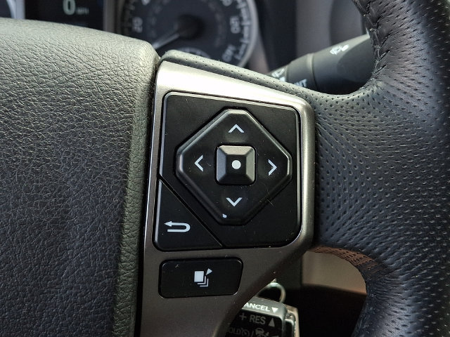 Used 2022 Toyota Tacoma SR5 AWD/4WD image 21