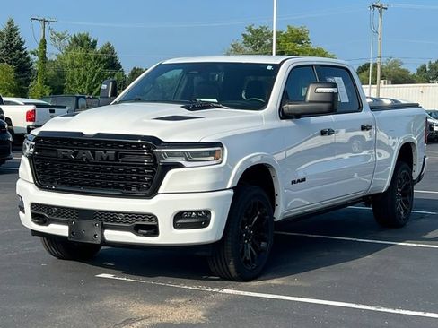 Used 2025 RAM 1500 Limited AWD/4WD image 38