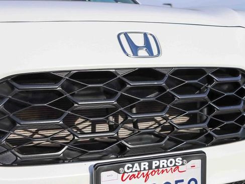 Certified 2023 Honda HR-V LX image 13