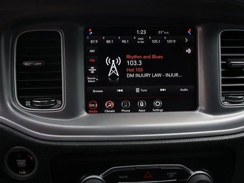 Used 2023 Dodge Charger SXT RWD image 22