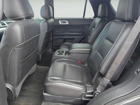 Used 2015 Ford Explorer Sport w/ Equipment Group 401A AWD/4WD image 11