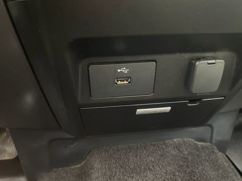 Used 2016 Ford F150 XLT RWD image 27