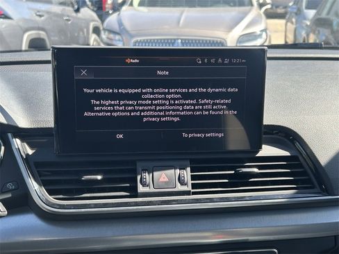 Used 2025 Audi Q5 2.0T Premium image 19