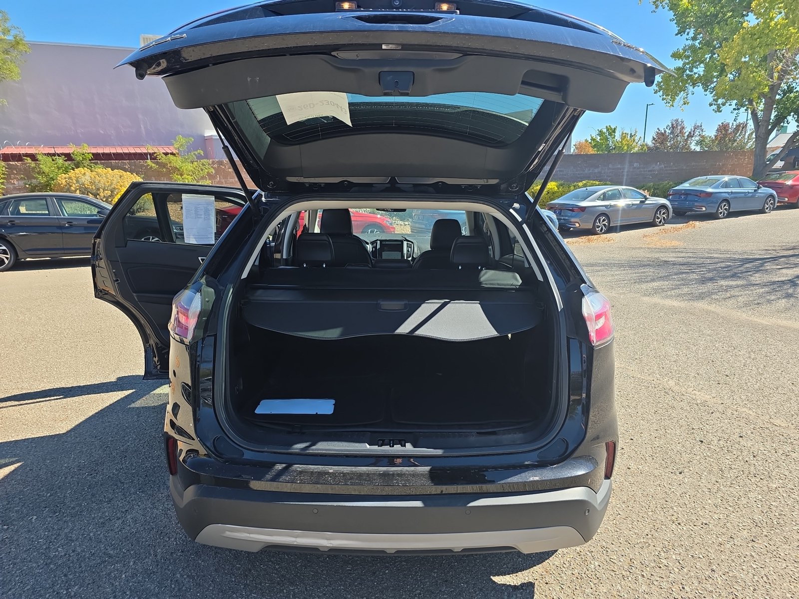 Used 2022 Ford Edge SEL AWD/4WD image 18