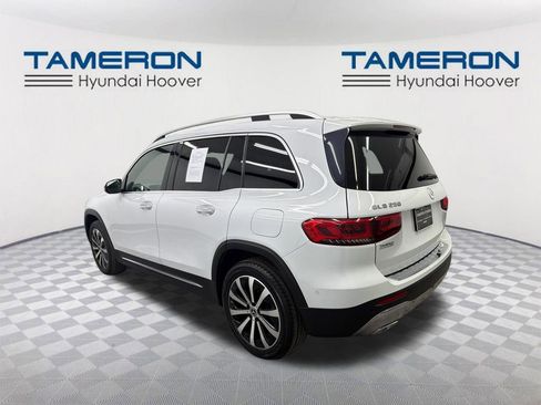 Used 2020 Mercedes-Benz GLB 250 w/ Premium Package image 3