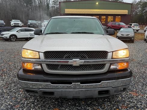 Used 2005 Chevrolet Silverado 1500 LS w/ Light Duty Power Package image 2