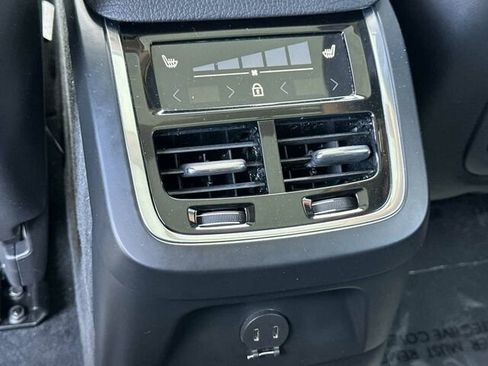Used 2021 Volvo XC90 T8 Inscription Expression w/ Advanced Package AWD/4WD image 15