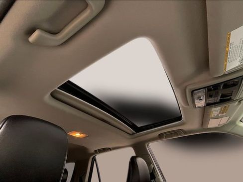 Used 2016 Toyota 4Runner Limited image 20