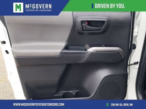 Used 2023 Toyota Tacoma SR5 AWD/4WD image 13