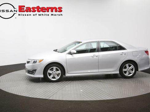 Used 2014 Toyota Camry SE FWD image 58