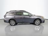 Used 2022 Subaru Outback Premium image 4