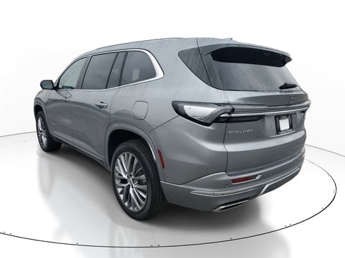 New 2026 Buick Enclave Avenir w/ Super Cruise Package image 4