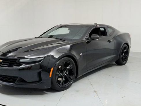 Used 2019 Chevrolet Camaro LT w/ Technology Package image 1